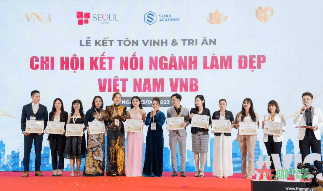 Chăm sóc vẻ đẹp phụ nữ Việt Nam
