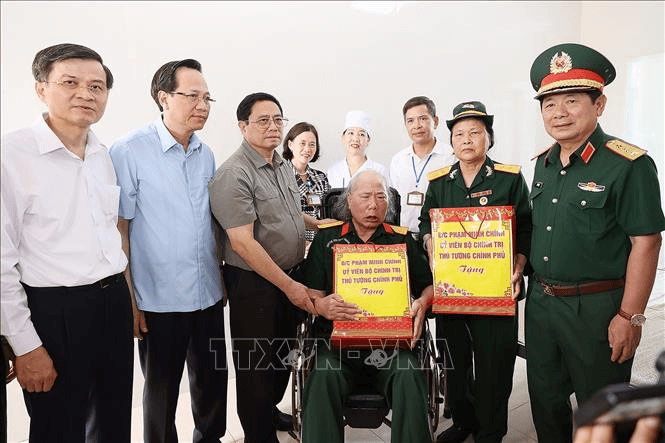 Thủ tướng Phạm Minh Chính: Chăm sóc thương binh, bệnh binh, người có công như chăm sóc người thân