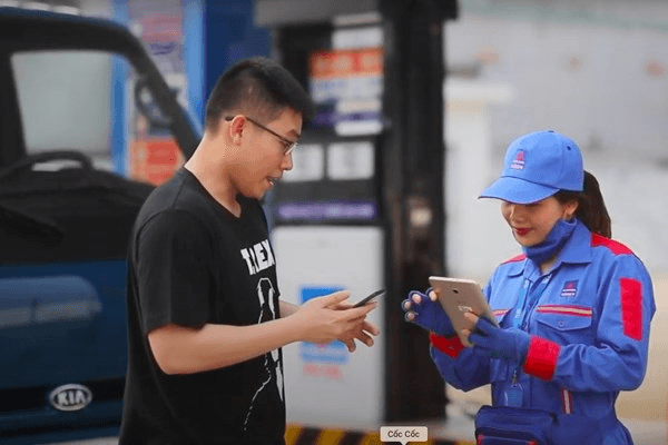 Giá xăng dầu chiều nay (1-8) đồng loạt tăng, chạm mốc 24.000 đồng/lít