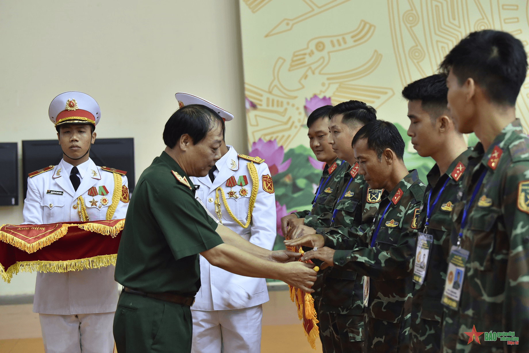 Khai mạc Hội thao Võ chiến đấu tay không các Câu lạc bộ võ thuật toàn quân