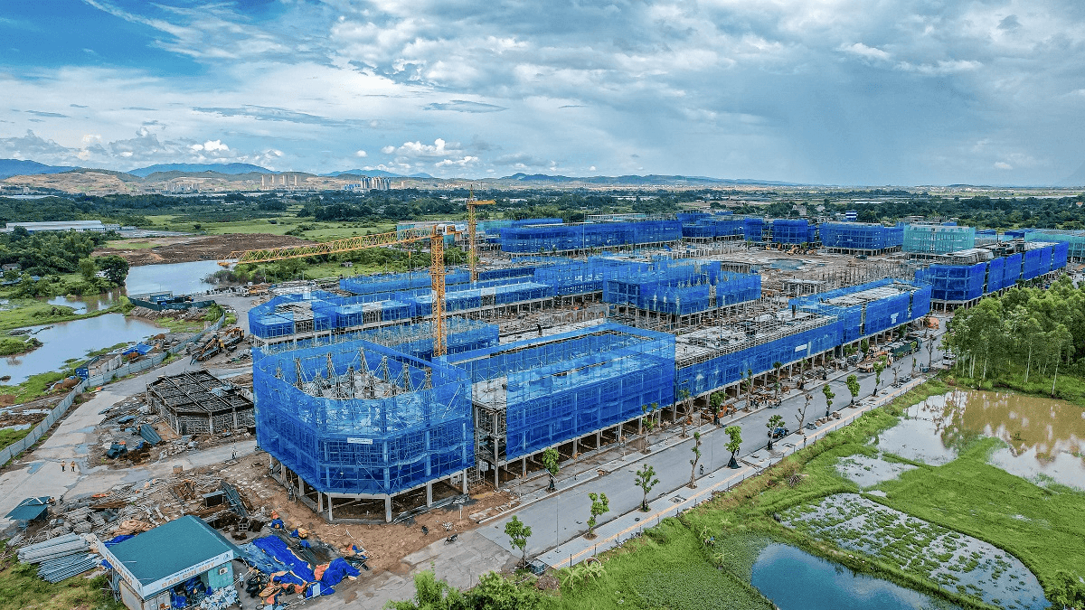 Vinhomes Golden Avenue gây sốt tại Móng Cái trước ngày ra mắt