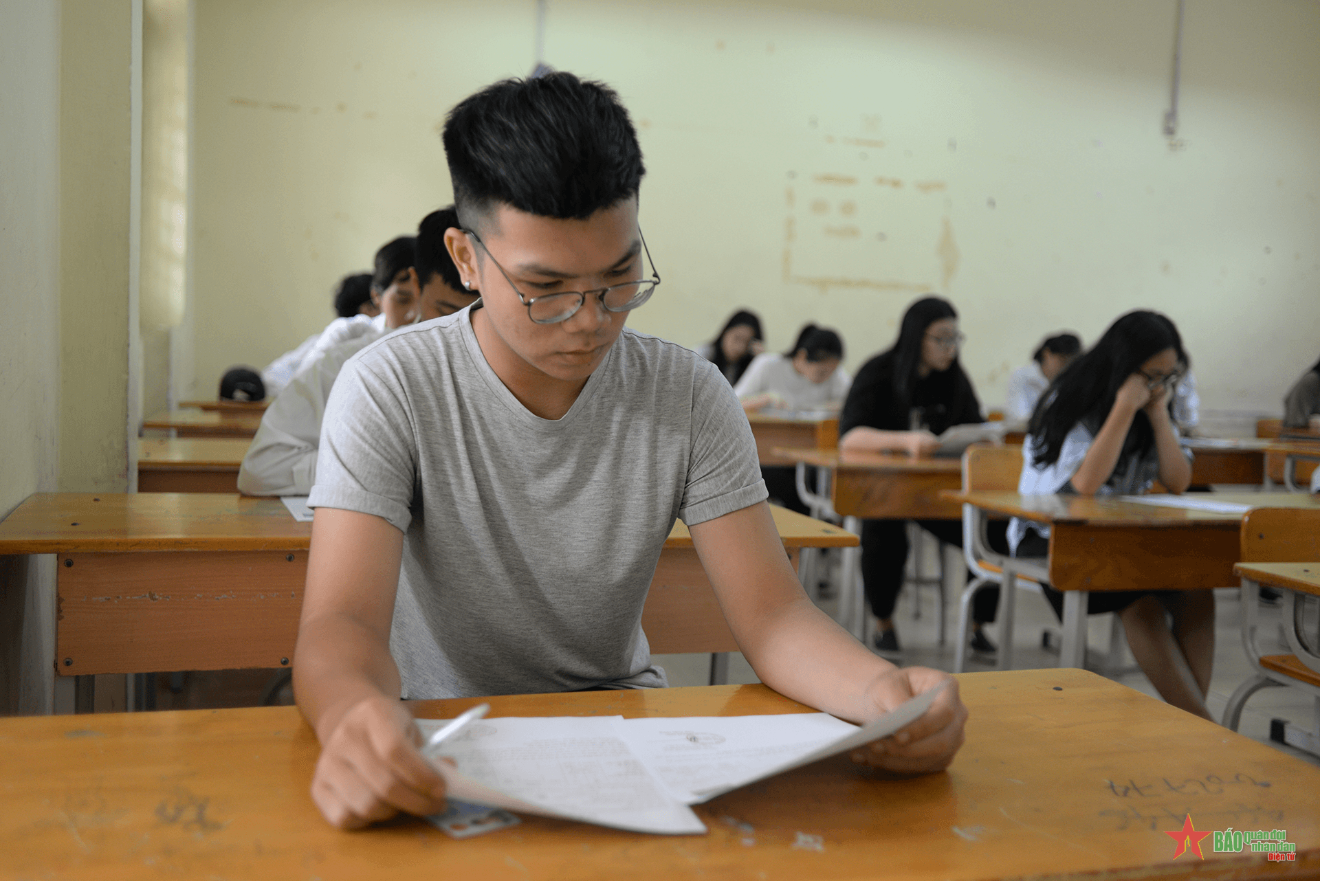 Lùi thời gian công bố điểm chuẩn đại học năm 2023 đến ngày 24-8