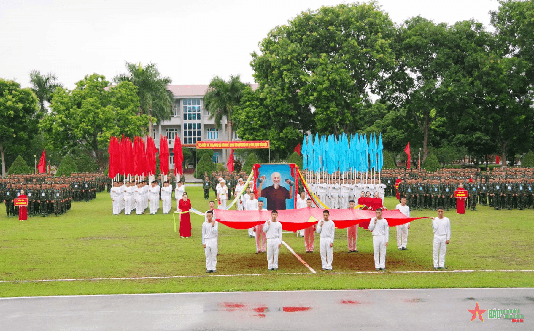 Quân khu 2 khai mạc Hội thao Thể dục thể thao năm 2023