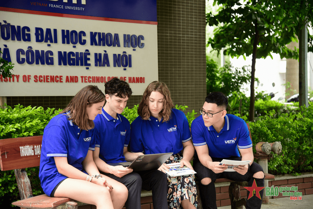 Trường Đại học Khoa học và Công nghệ Hà Nội công bố điểm chuẩn trúng tuyển đại học năm học 2023-2024