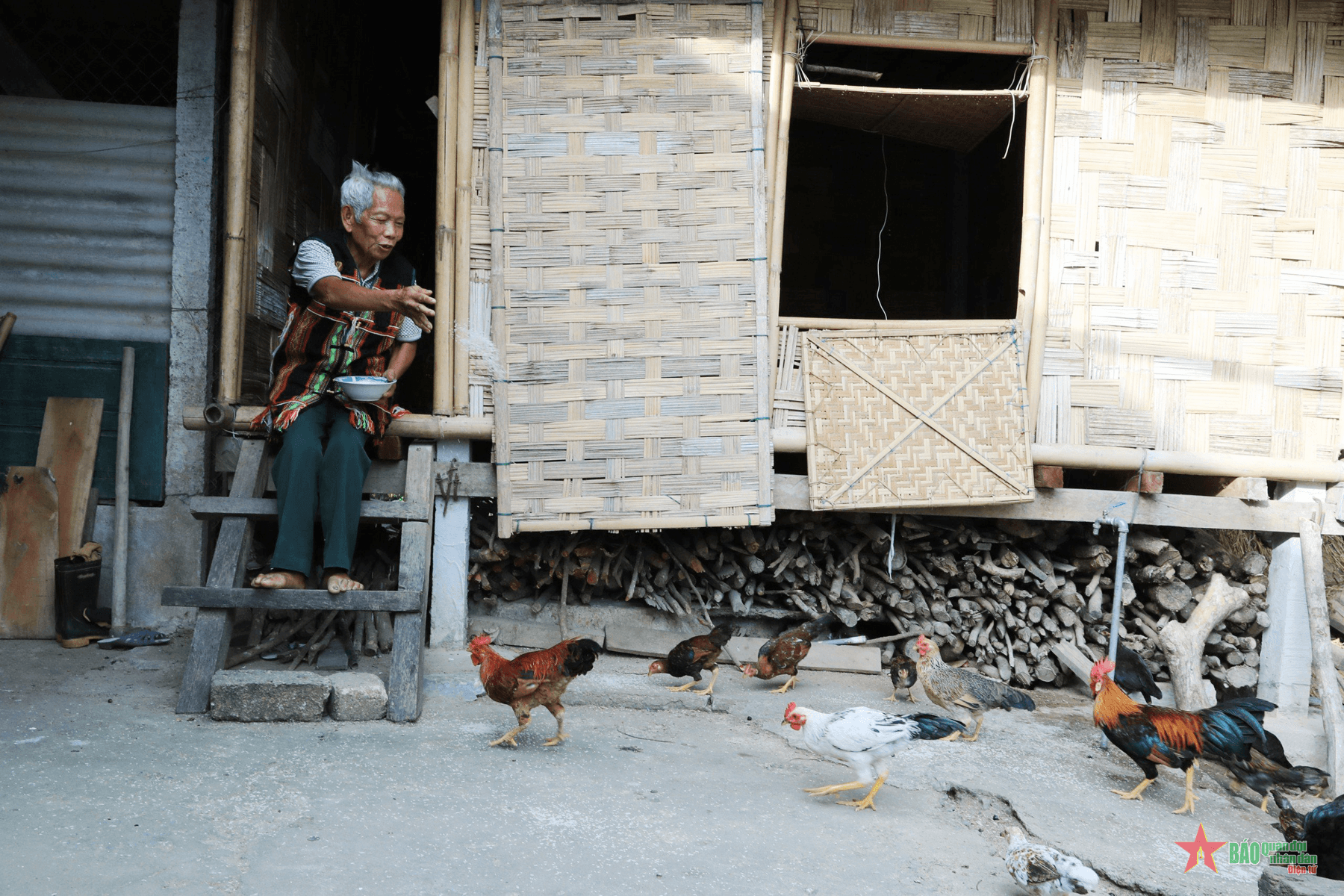Giữ mãi phẩm chất anh hùng giữa đời thường: Bài 1: “Cây đại thụ” trong lòng đồng bào dân tộc Pa Kô