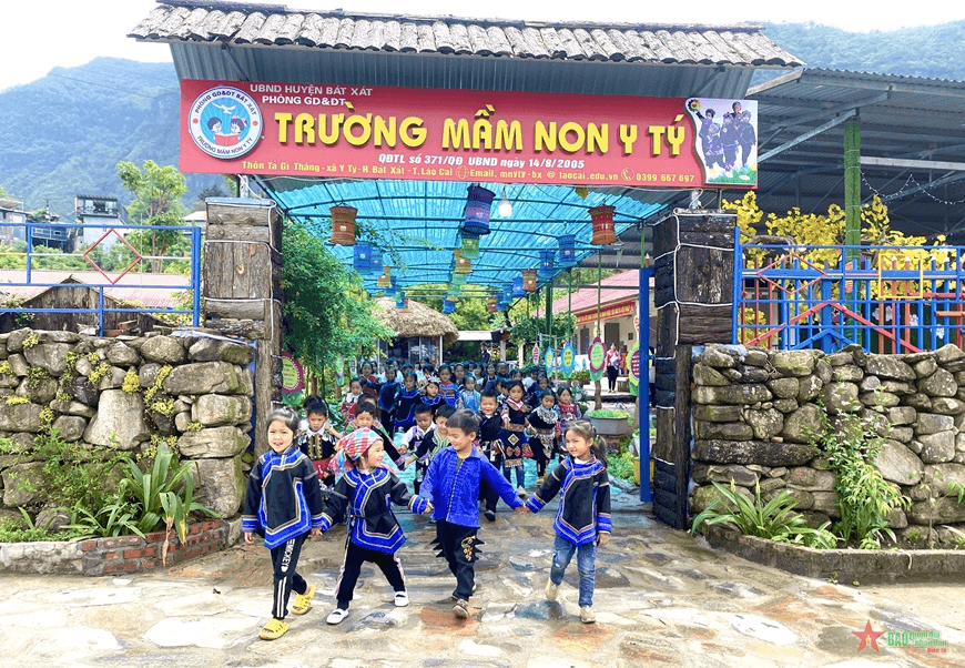 22 triệu học sinh cả nước tưng bừng bước vào năm học mới