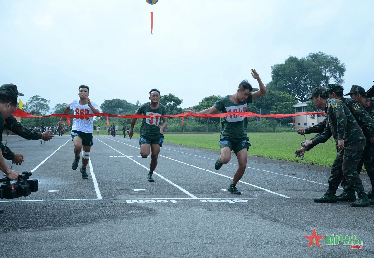 Khai mạc Hội thao thể dục thể thao quốc phòng Quân khu 1 giai đoạn 2 năm 2023
