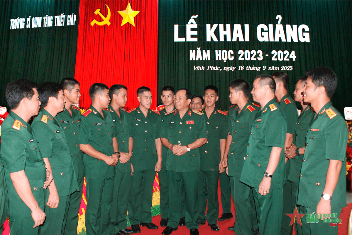 Trường Sĩ quan Tăng thiết giáp tiếp tục đổi mới công tác giáo dục và đào tạo