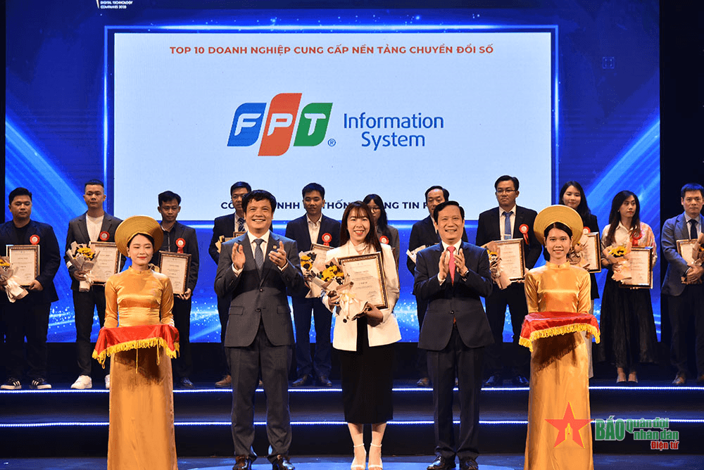 Vinh danh tốp 10 doanh nghiệp công nghệ số xuất sắc Việt Nam 2023