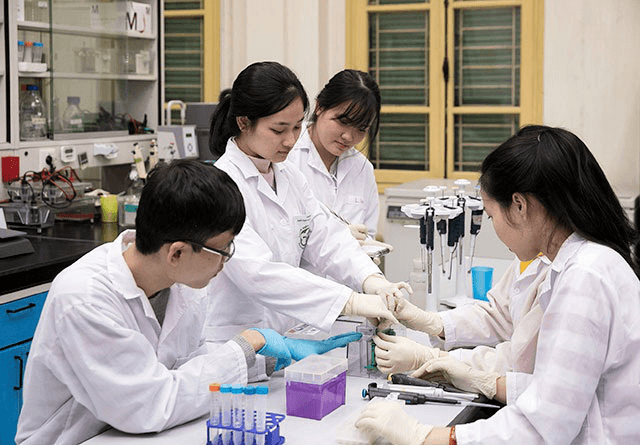 Đại học Quốc gia Hà Nội triển khai chính sách thu hút nhà khoa học xuất sắc