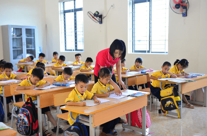 Khắc phục tình trạng lạm thu đầu năm học mới