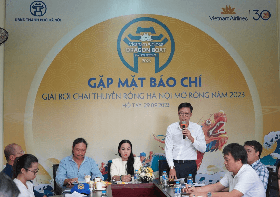 Gần 40 đội tuyển tham gia Giải Bơi chải thuyền rồng Hà Nội mở rộng 2023