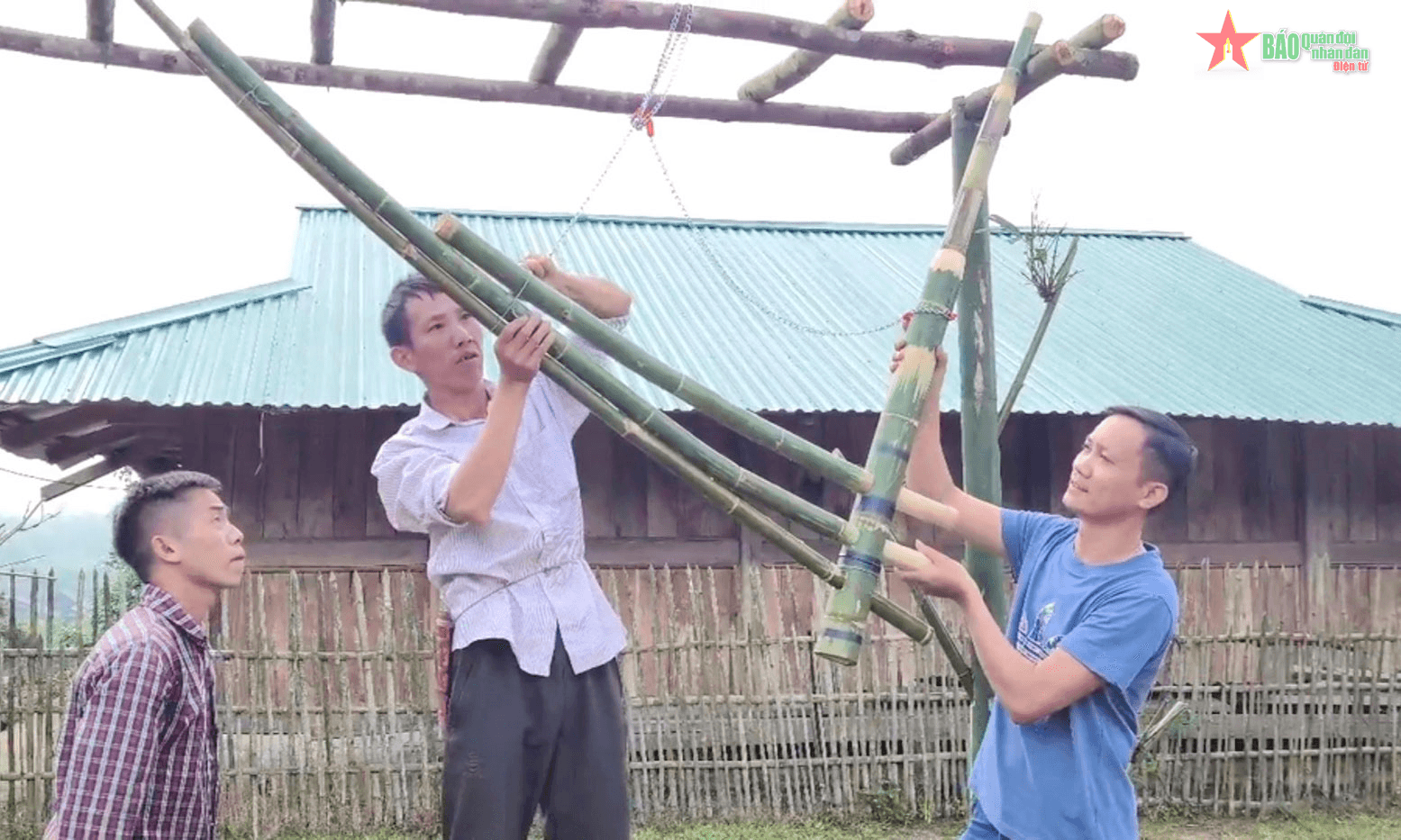 Bảo tồn, phát huy giá trị văn hóa truyền thống tốt đẹp của các dân tộc thiểu số  gắn với phát triển du lịch: Hướng đi mới cho người dân bản Mông nơi rẻo cao ở Điện Biên