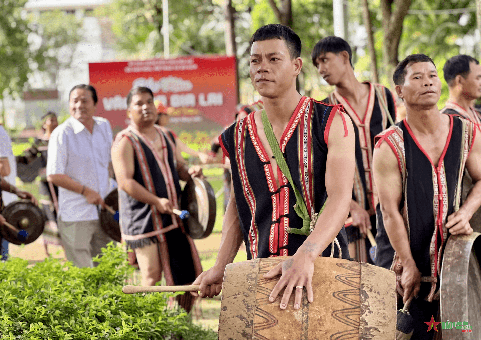 Ấn tượng “Sắc màu văn hóa Gia Lai”