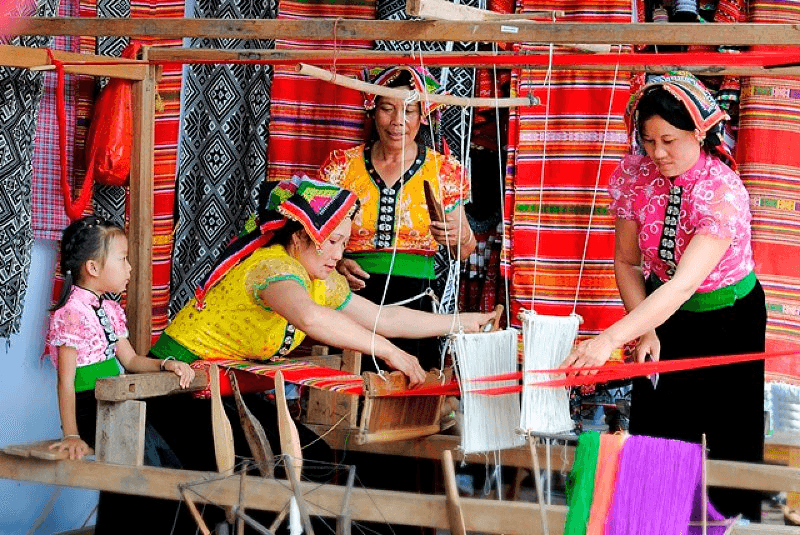 Hỏi-Đáp pháp luật: Mức hỗ trợ khởi nghiệp theo đề án Đầu tư phát triển nhóm dân tộc thiểu số rất ít người và nhóm dân tộc còn nhiều khó khăn ở vùng đồng bào dân tộc thiểu số theo các đề án về dân tộc miền núi