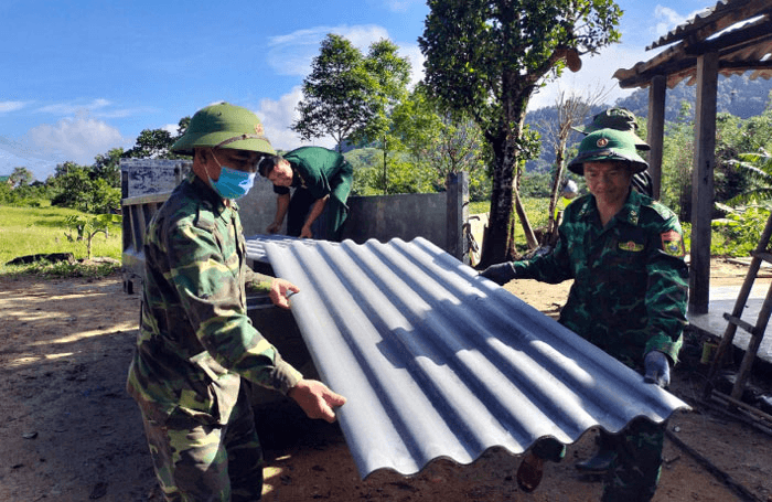 Giúp người dân vùng biên từng bước thoát nghèo