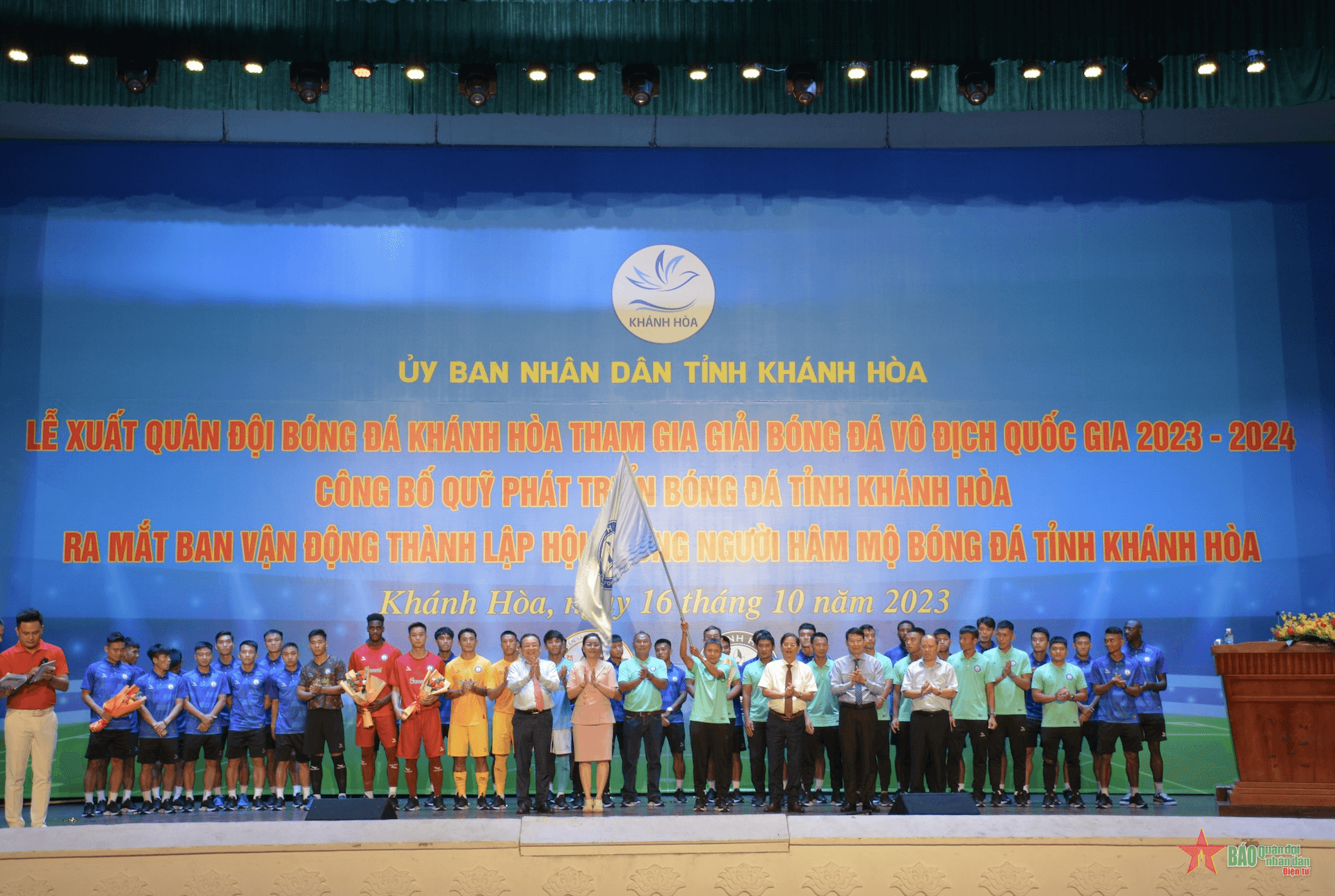 Bóng đá Khánh Hòa xuất quân tham dự V.League 1