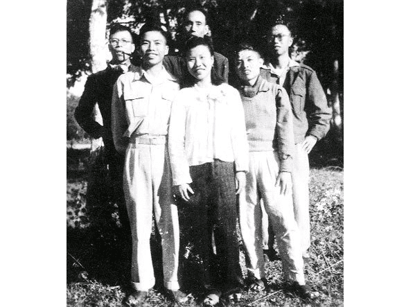 Lá thư tỏ tình và cỗ cưới bằng hạt dẻ