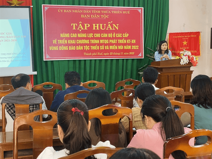 Hỏi-Đáp pháp luật: Đào tạo nâng cao năng lực cho cộng đồng và cán bộ triển khai chương trình ở các cấp