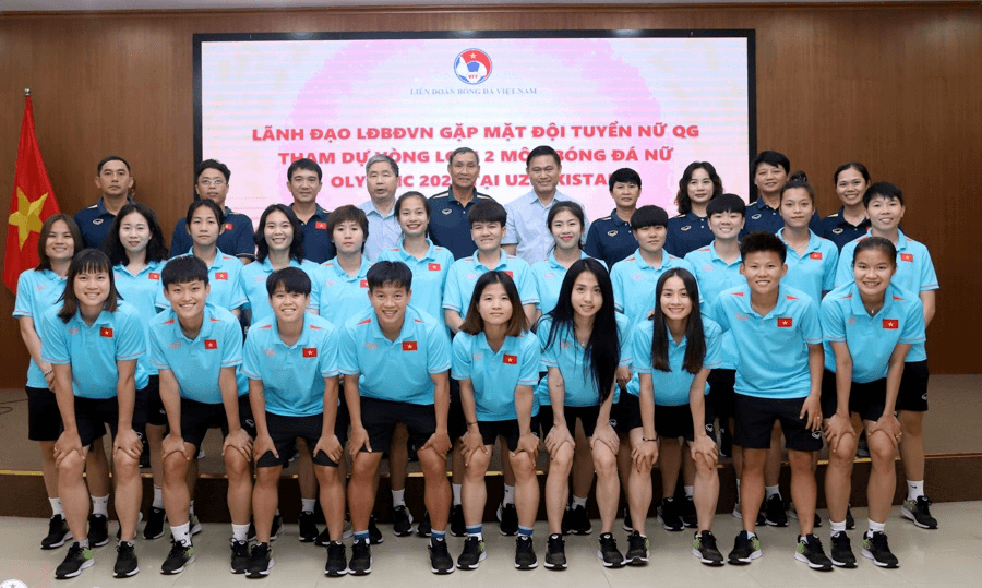 Huỳnh Như dự vòng loại Olympic cùng đội tuyển nữ Việt Nam