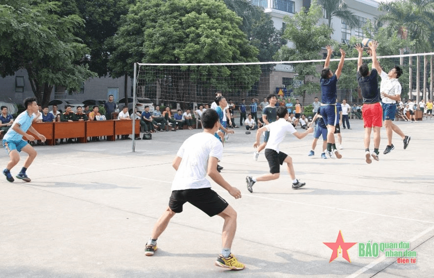 Sôi nổi các hoạt động chào mừng Ngày truyền thống Học viện Chính trị