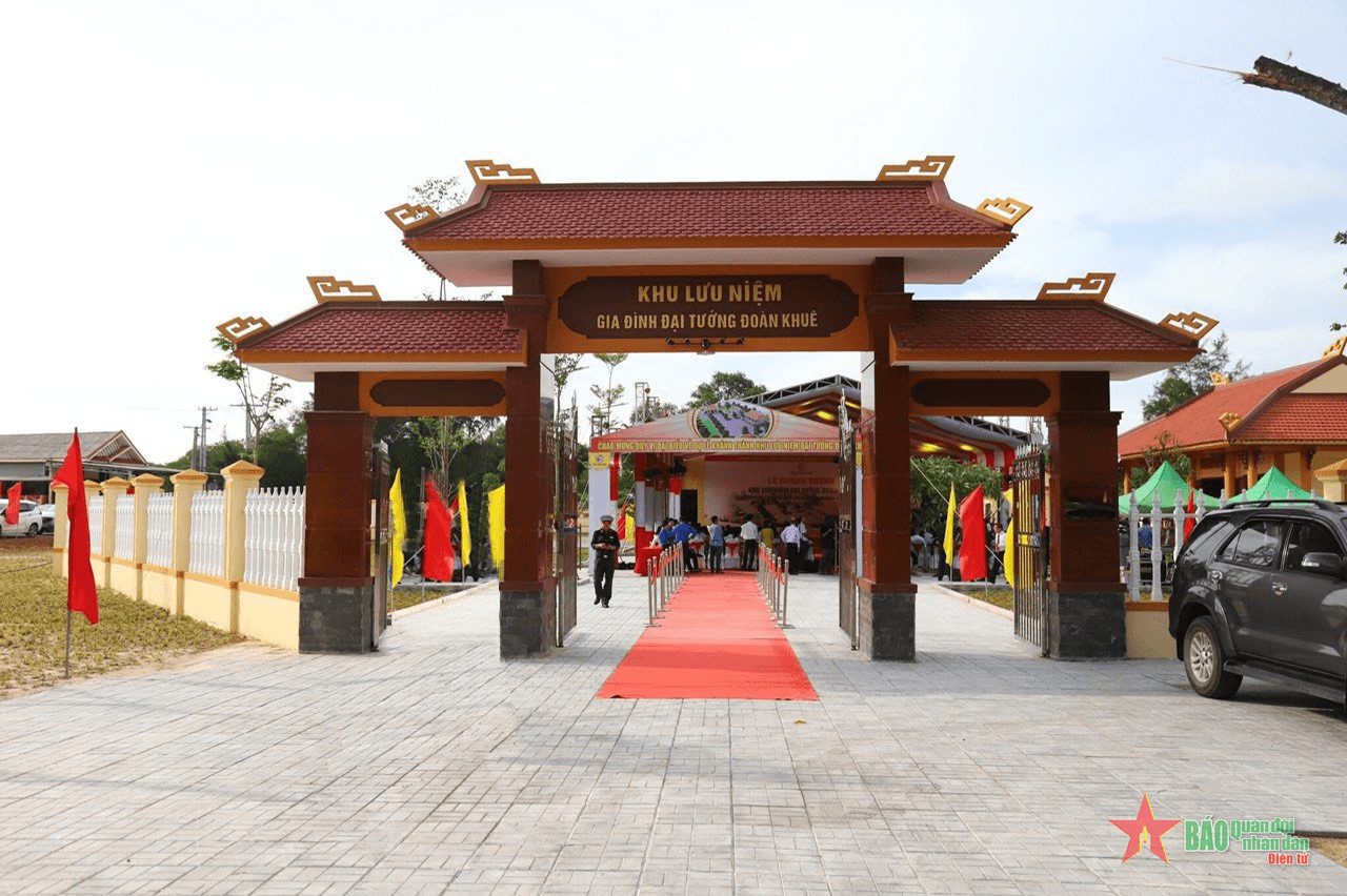 Tháng Mười trên quê hương Đại tướng Đoàn Khuê