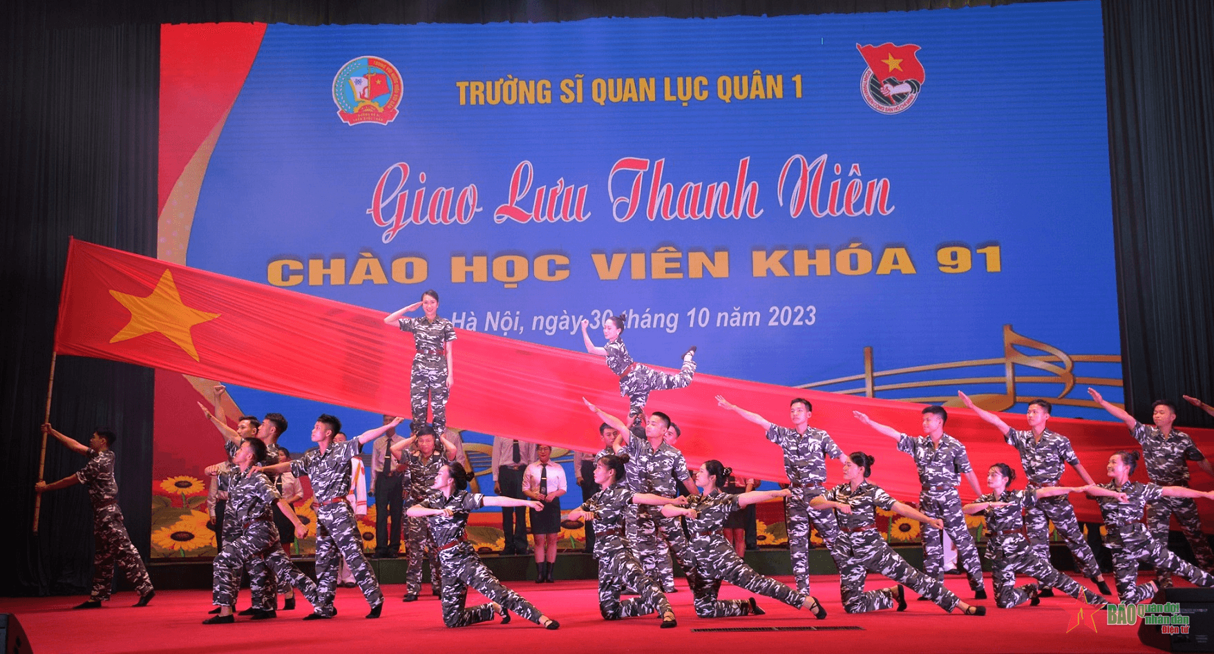“Truyền lửa” cho học viên Khóa 91, Trường Sĩ quan Lục quân 1