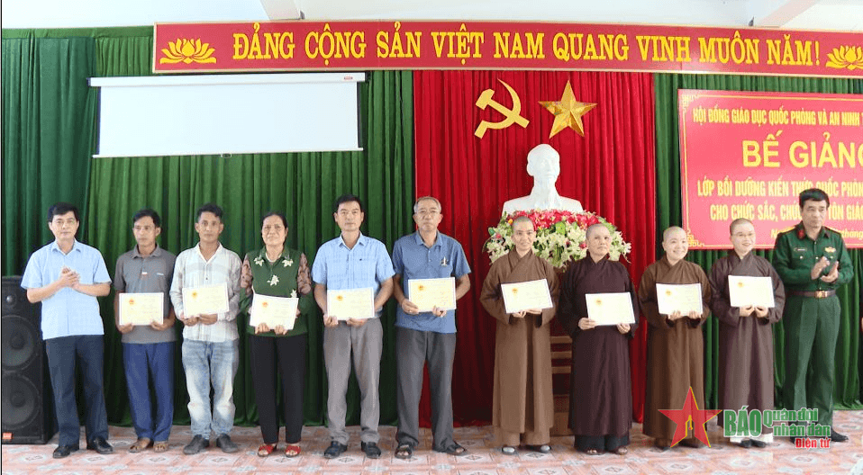 Tỉnh Thanh Hóa: Bồi dưỡng kiến thức quốc phòng, an ninh cho chức sắc, chức việc tôn giáo