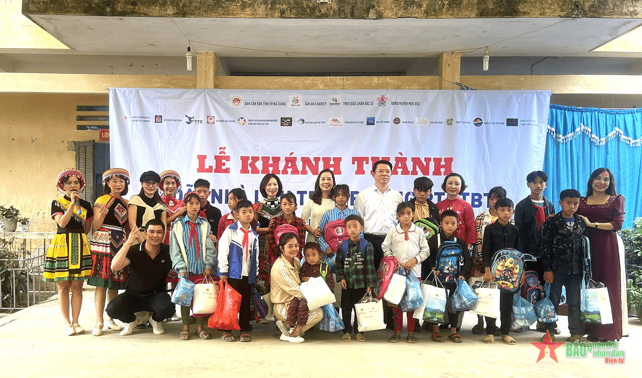 Khánh thành nhà ở lưu trú cho học sinh nghèo vùng cao biên giới Mèo Vạc
