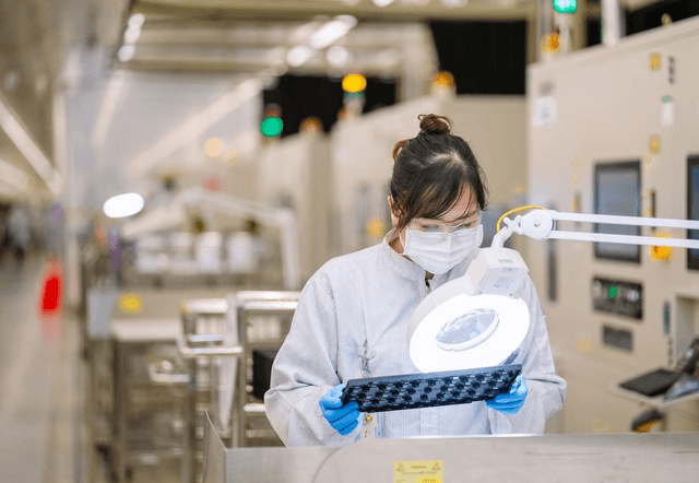 Intel tiếp tục đầu tư vào Việt Nam
