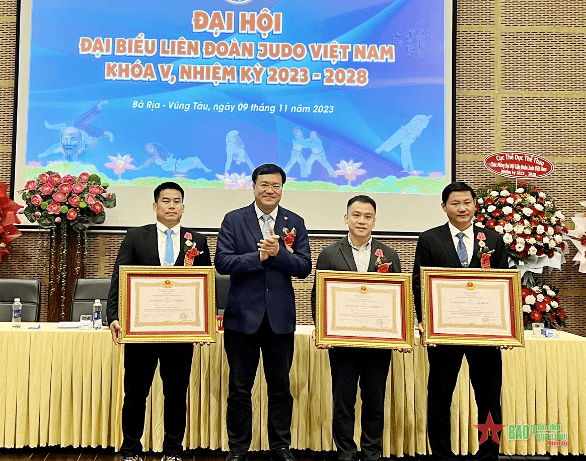 Phấn đấu đưa môn judo vào trường học