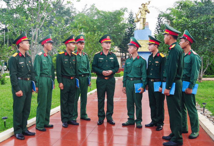 Để quân nhân thêm yên tâm công tác, cống hiến