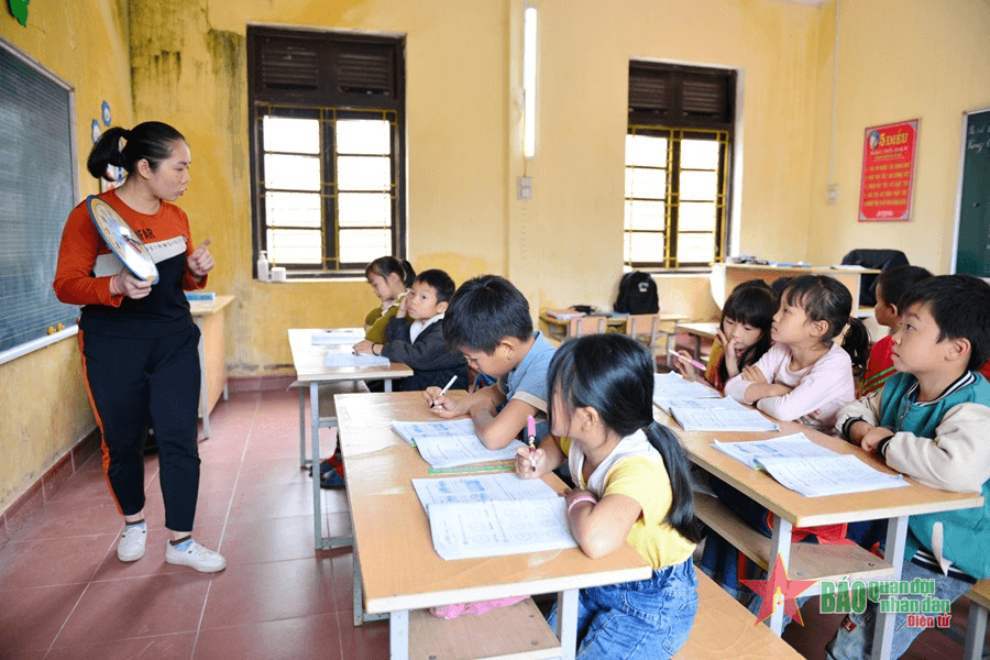 Mười năm loay hoay đổi mới giáo dục và nỗi lo "quốc sách hàng đầu" - Bài 3: “Cỗ máy cái” của nền giáo dục cần được quan tâm đúng mức, xứng tầm