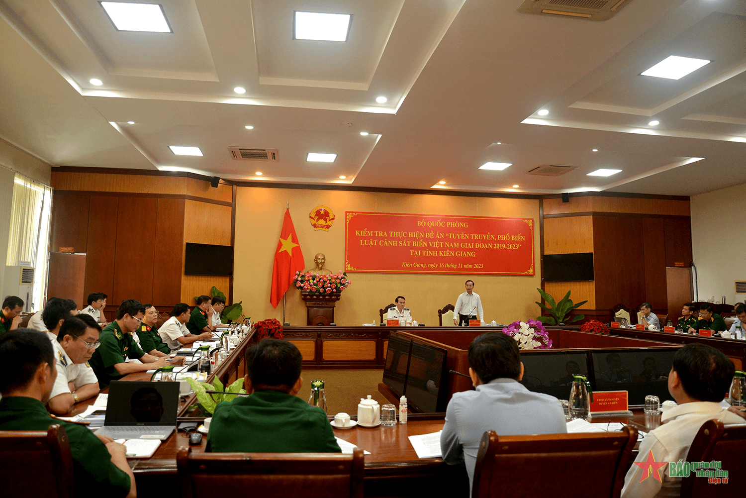 Kiên Giang vận dụng linh hoạt nền tảng mạng xã hội đưa Luật Cảnh sát biển đến với ngư dân