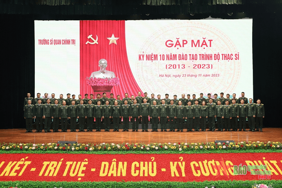 Trường Sĩ quan Chính trị tổ chức gặp mặt kỷ niệm 10 năm đào tạo trình độ thạc sĩ
