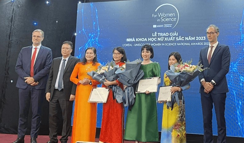 3 nhà khoa học nữ Việt Nam được trao giải Nhà khoa học nữ xuất sắc năm 2023