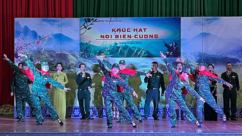 Chương trình “Khúc hát nơi biên cương” phục vụ cán bộ, chiến sĩ và nhân dân khu vực biên giới tỉnh Lào Cai