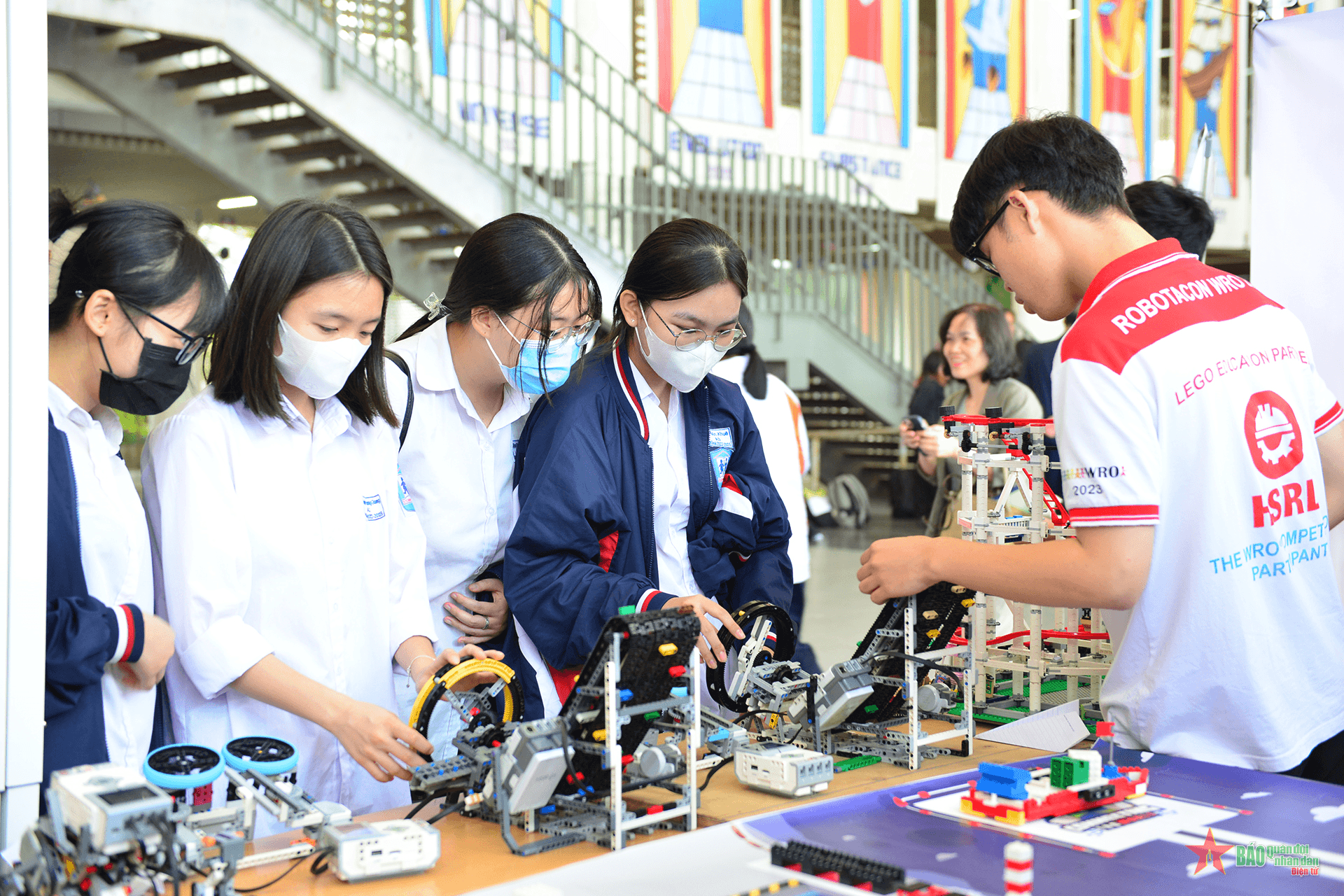STEM: Nền tảng cho giáo dục thông minh