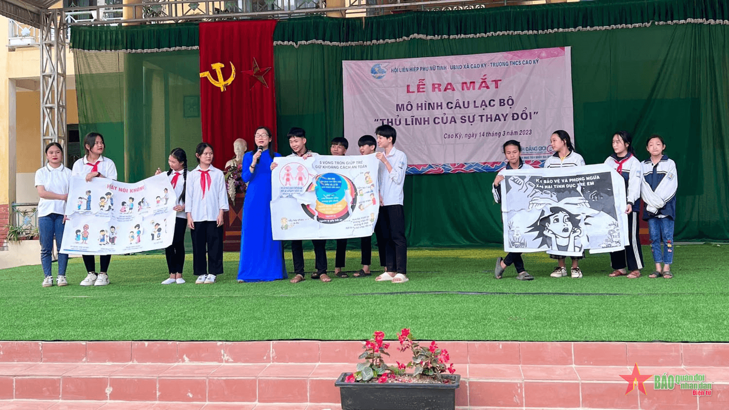 Câu lạc bộ “Thủ lĩnh của sự thay đổi” giúp học sinh dân tộc thiểu số được lên tiếng