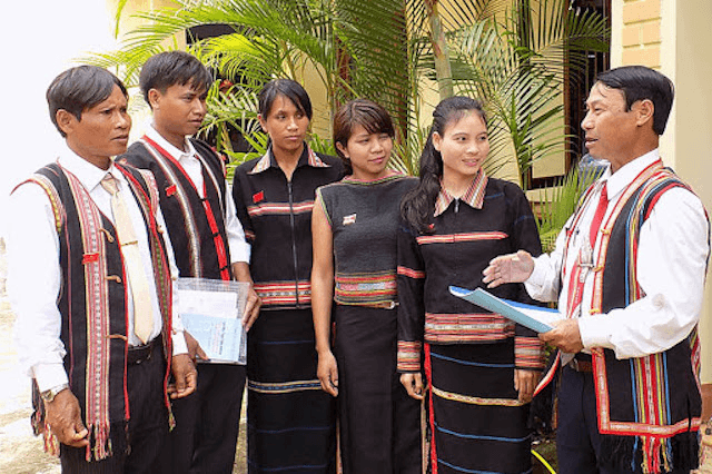 Hỏi-đáp pháp luật: Xây dựng mới, bổ sung, chỉnh sửa ngân hàng câu hỏi kiểm tra kiến thức, ngân hàng bài kiểm tra thực hành để đánh giá kỹ năng nghề quốc gia và kỹ năng thực hành nghề