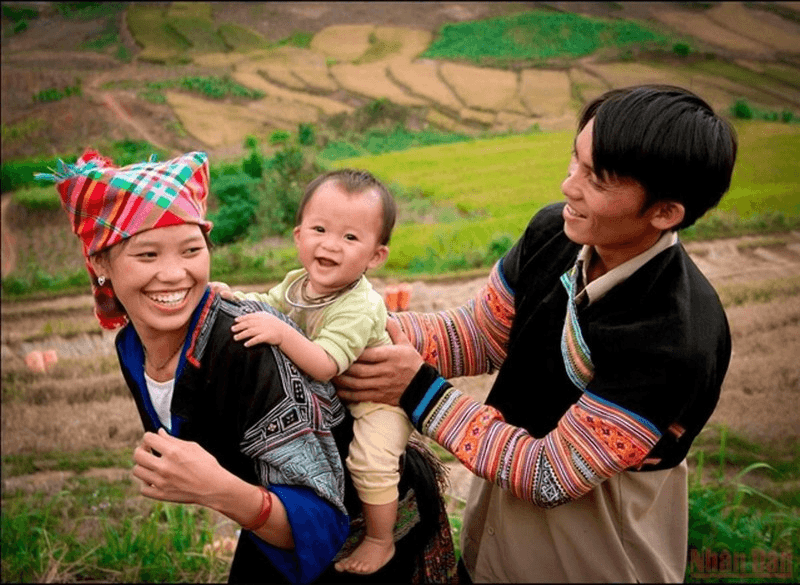 Hỏi-đáp pháp luật: Truyền thông, nâng cao năng lực nhằm giảm thiểu tình trạng tảo hôn và hôn nhân cận huyết thống