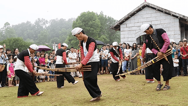 Hỏi-đáp pháp luật: Tổ chức Ngày hội, Giao lưu, Liên hoan về các loại hình văn hóa, nghệ thuật truyền thống của đồng bào dân tộc thiểu số