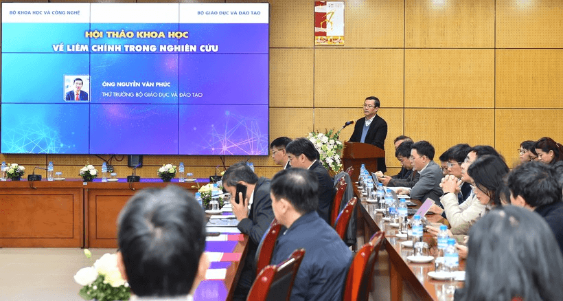 Thảo luận đa chiều về liêm chính trong nghiên cứu khoa học
