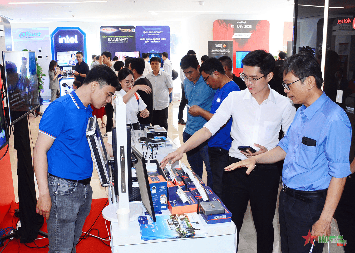 Viettel IoT Day 2023 cung cấp nhiều giải pháp công nghệ hiện đại