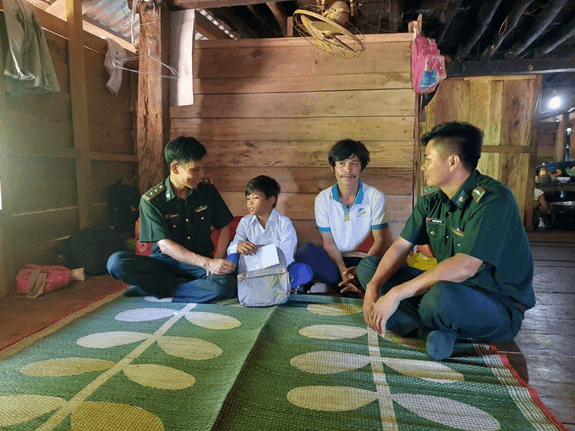 Hỏi-đáp pháp luật: Mức hỗ trợ đối với trường hợp nhận giúp đỡ trong hoạt động "Nâng bước em tới trường"
