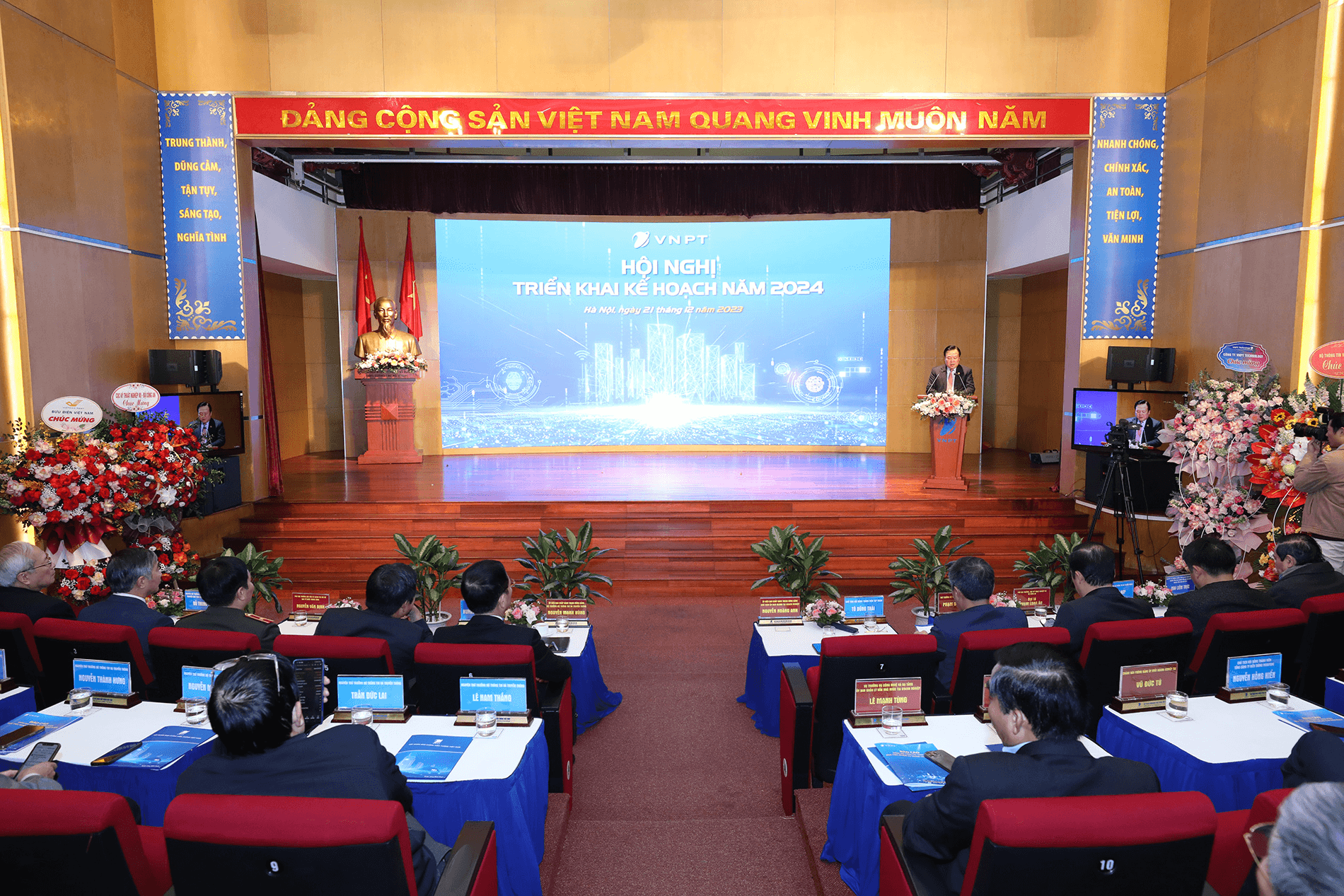 Năm 2024, Tập đoàn VNPT sẽ tối ưu hóa nguồn lực, thay đổi toàn diện hơn nữa