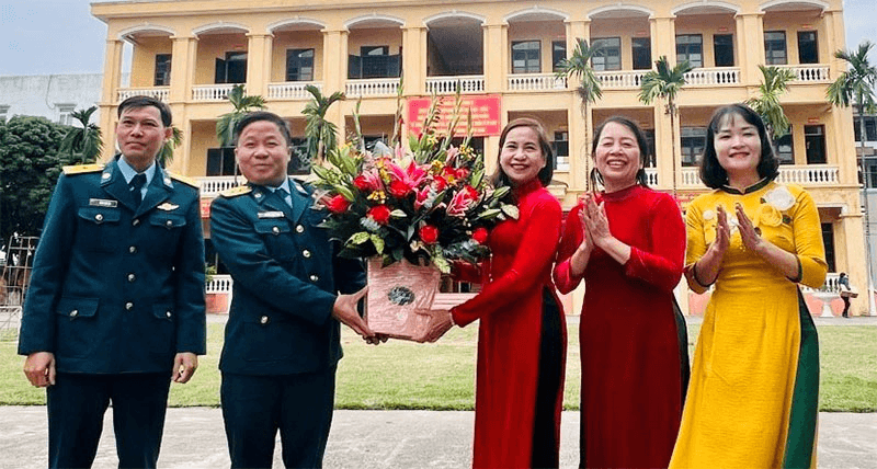 Trường Mầm non Định Công hướng về Ngày thành lập Quân đội nhân dân Việt Nam