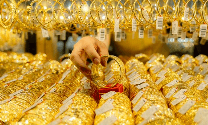 Giá vàng chiều nay (23-12): Cao kỷ lục 77 triệu đồng/lượng
