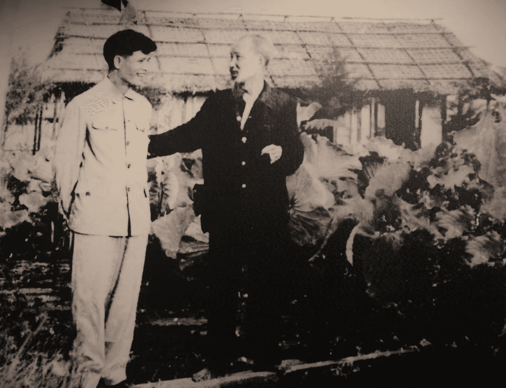 Đại tướng Nguyễn Chí Thanh góp phần khẳng định vai trò công tác Đảng, công tác chính trị trong Quân đội
