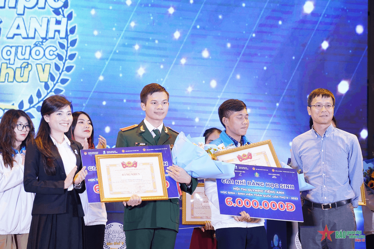 Học viên của Quân đội giành giải nhì Hội thi Olympic tiếng Anh học sinh, sinh viên toàn quốc